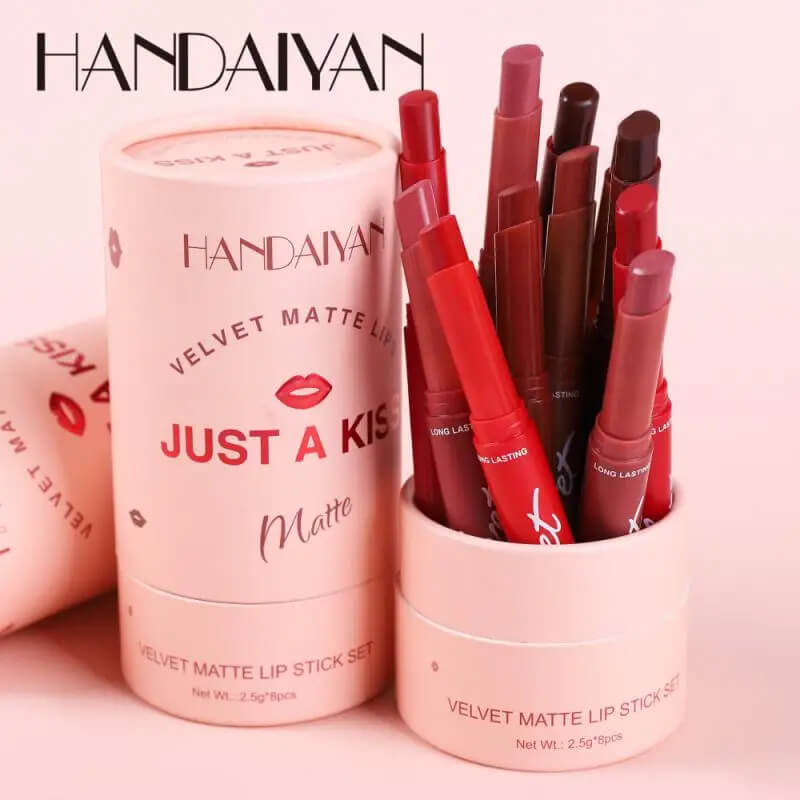 💄 Caja de 8 Labiales Matte 💄 HANDAIYAN